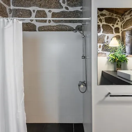 Κατάλυμα σε φάρμα Casadapedrageres *