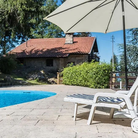 Κατάλυμα σε φάρμα Casadapedrageres