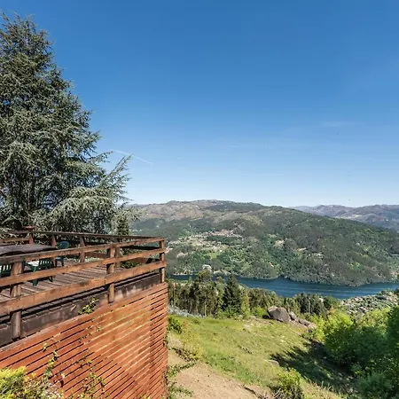 Casadapedrageres Κατάλυμα σε φάρμα Vieira do Minho
