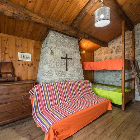Casadapedrageres Κατάλυμα σε φάρμα